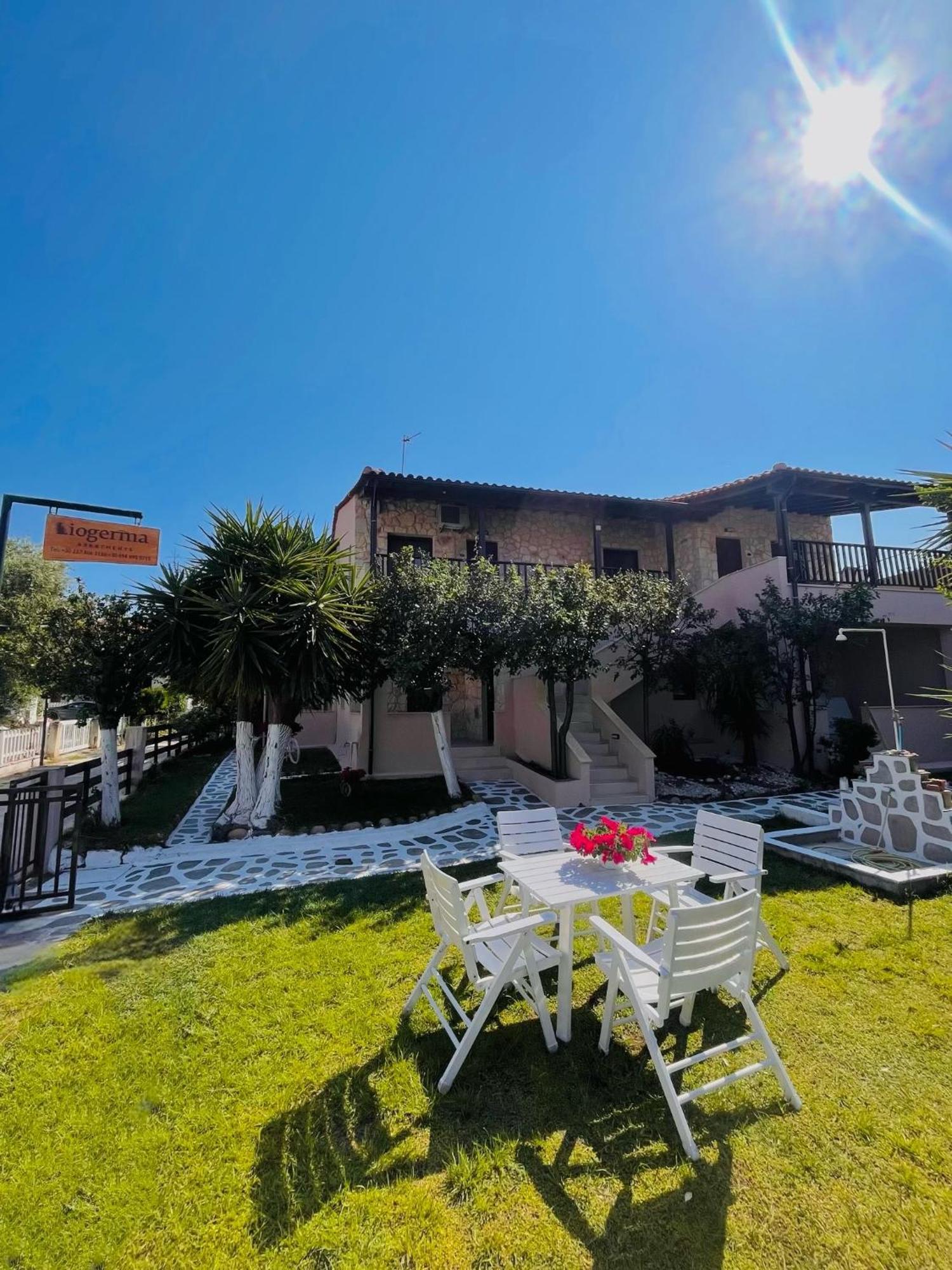 Liogerma Apartments Пефкохори Экстерьер фото